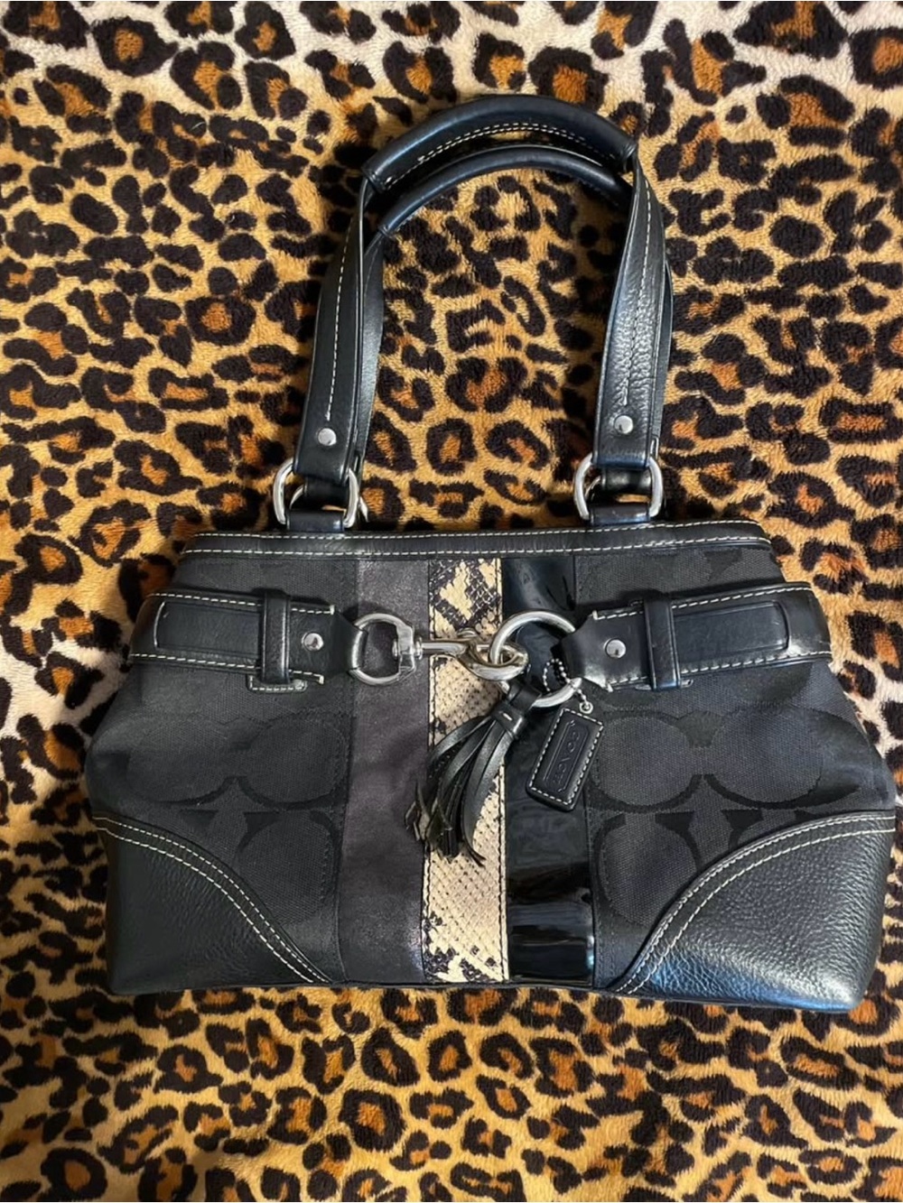coach vintage hampton large signature black python carryall